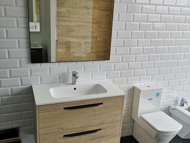 Muebles de baño: ¿pueden ser de madera? 