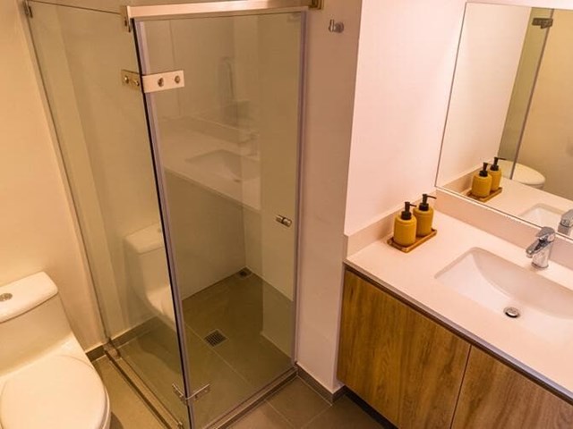 ¿Qué tipo de mampara es mejor para su ducha?